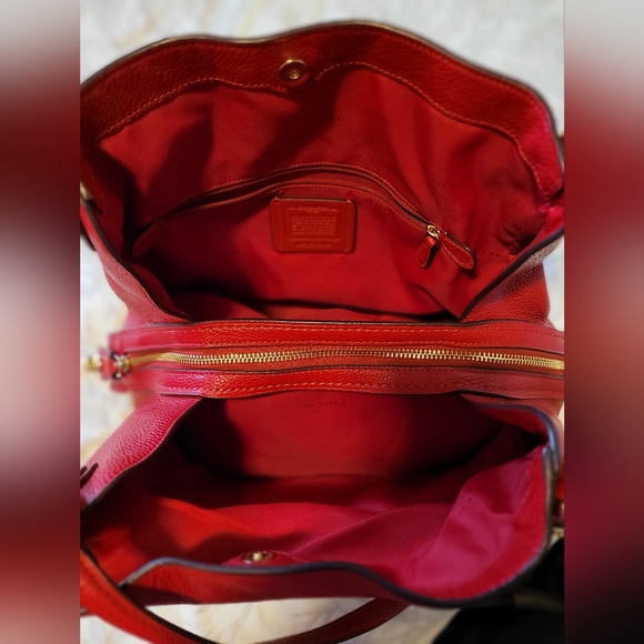 Coach shoulder bag NWOT - Picture 7 of 10